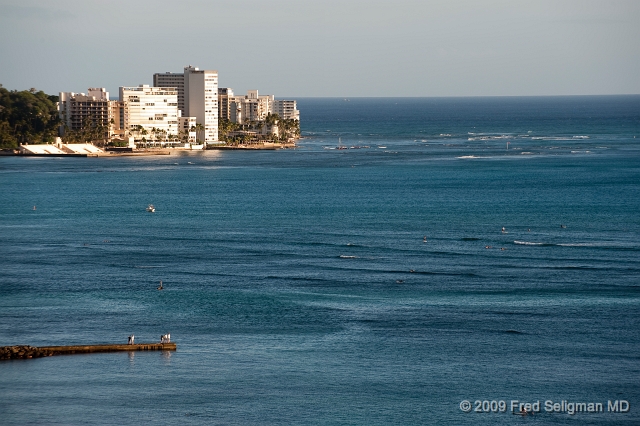 20091030_171421 D3.jpg - Kapiolana area in distance, Honolulu